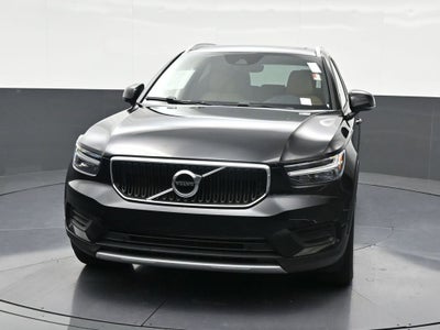 2019 Volvo XC40 Momentum