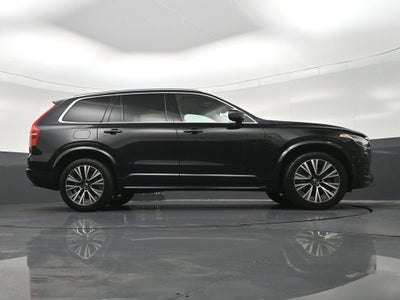 2021 Volvo XC90 Momentum