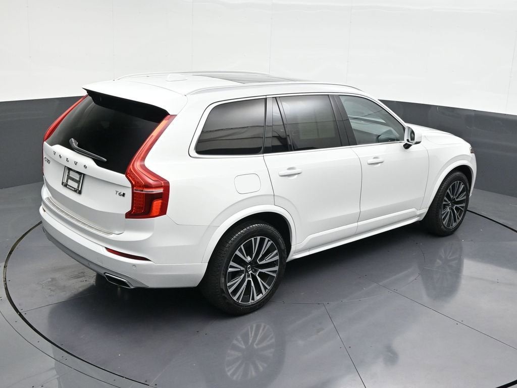 2021 Volvo XC90 Momentum