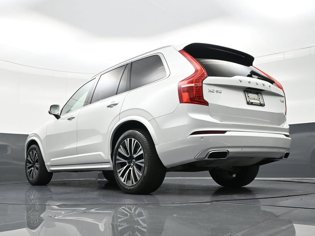 2021 Volvo XC90 Momentum