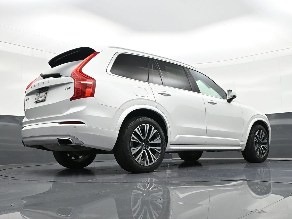 2021 Volvo XC90 Momentum