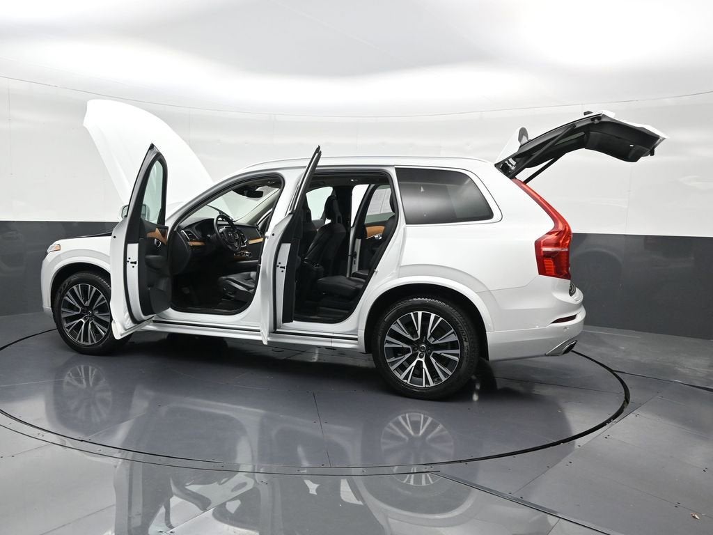2021 Volvo XC90 Momentum