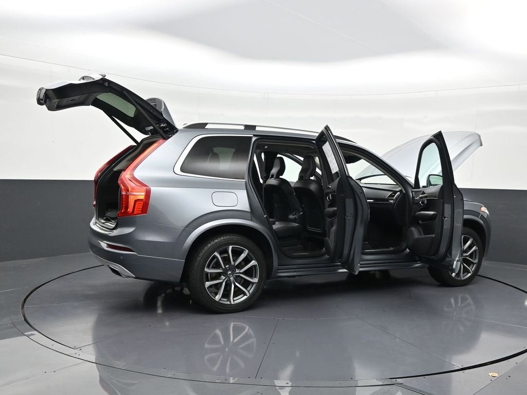 2019 Volvo XC90 Momentum