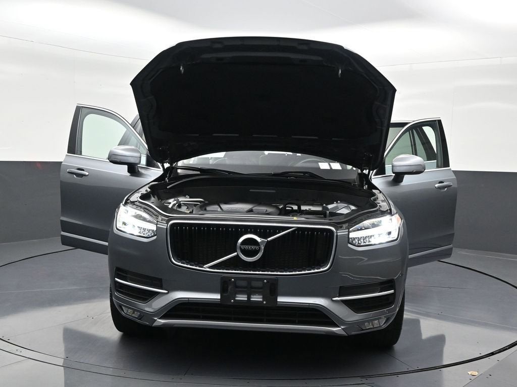 2019 Volvo XC90 Momentum