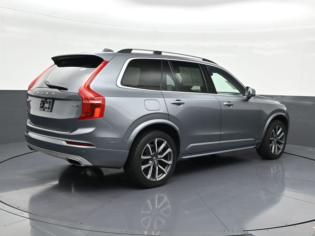 2019 Volvo XC90 Momentum