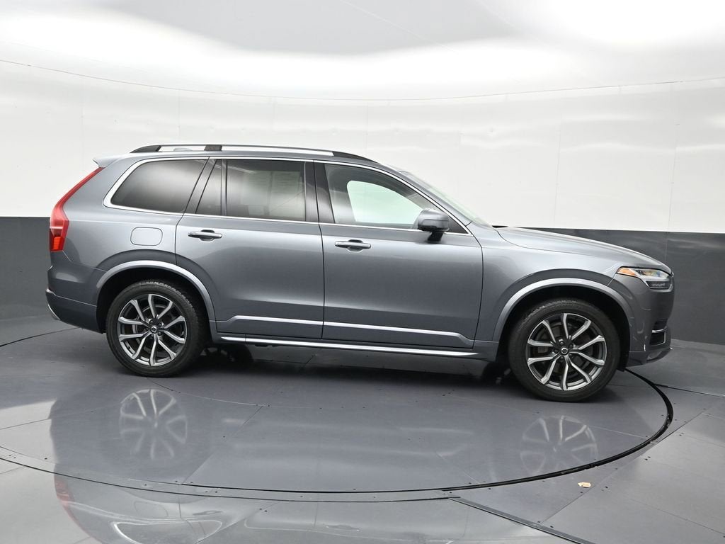 2019 Volvo XC90 Momentum