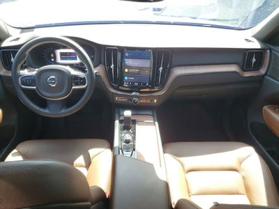 2024 Volvo XC60 Recharge Plug-In Hyb Plus Dark Theme