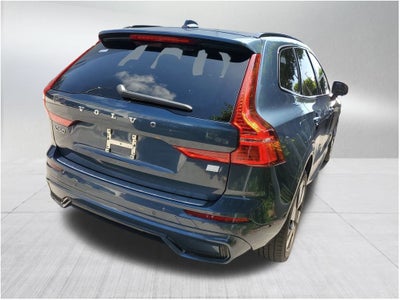 2024 Volvo XC60 Recharge Plug-In Hyb Plus Dark Theme