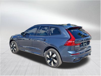 2024 Volvo XC60 Recharge Plug-In Hyb Plus Dark Theme