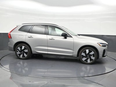 2024 Volvo XC60 Recharge Plug-In Hybrid T8 Ultimate Dark Theme
