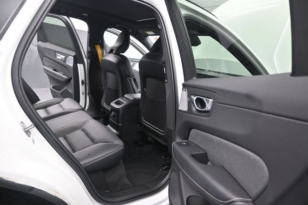 2024 Volvo XC60 Recharge Plug-In Hybrid T8 Polestar Engineered