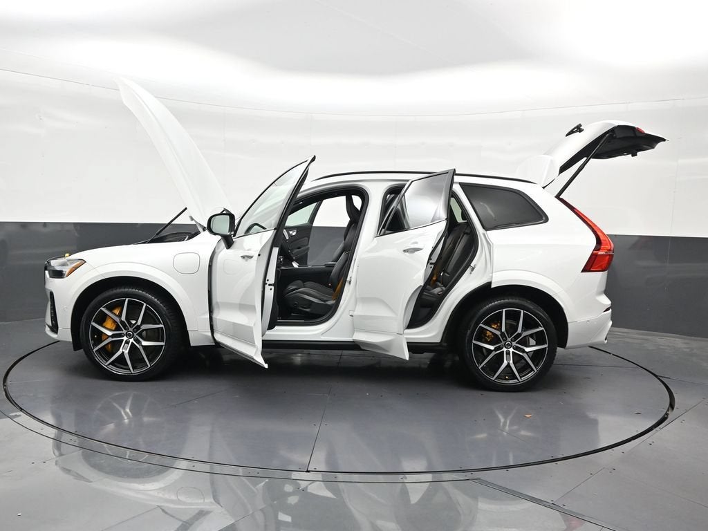 2024 Volvo XC60 Recharge Plug-In Hybrid T8 Polestar Engineered