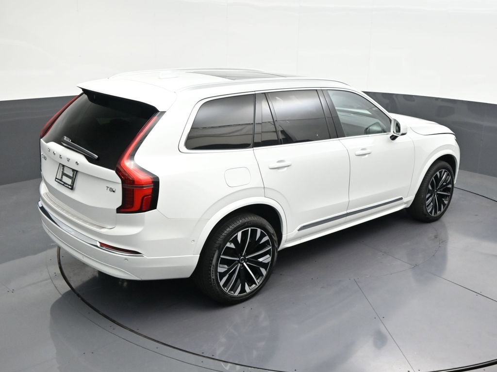 2025 Volvo XC90 Plug-In Hybrid Plus