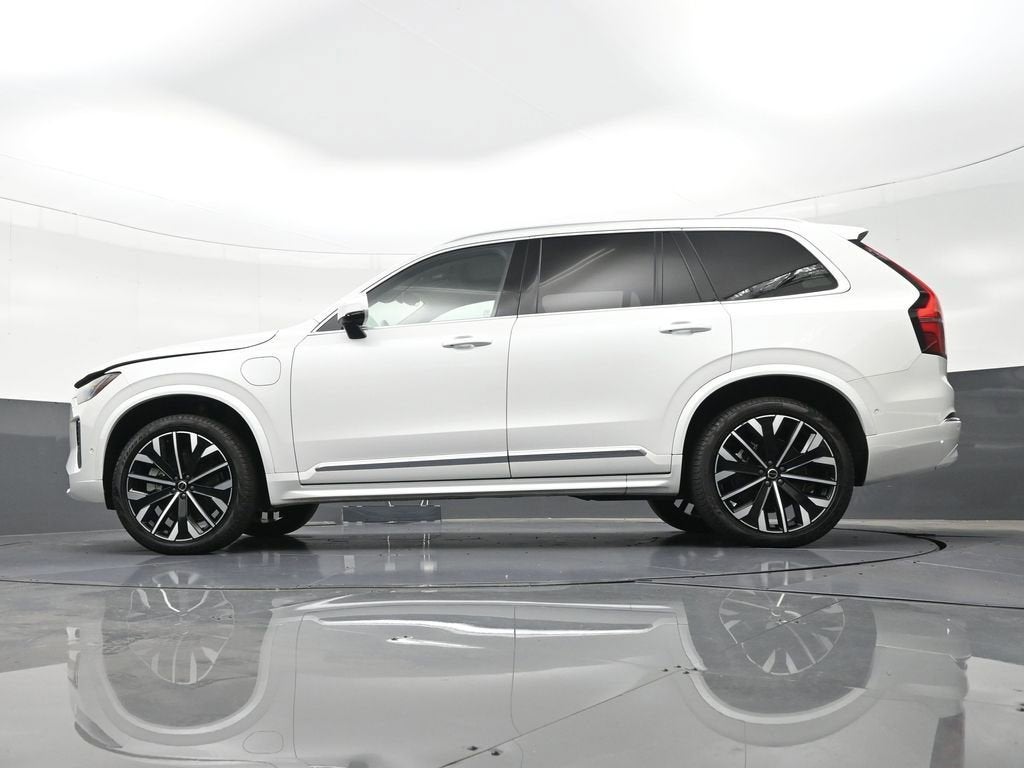 2025 Volvo XC90 Plug-In Hybrid Plus