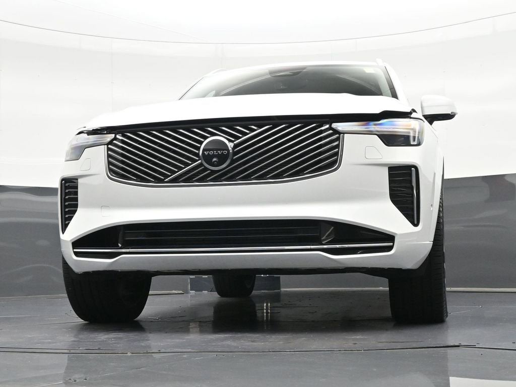 2025 Volvo XC90 Plug-In Hybrid Plus