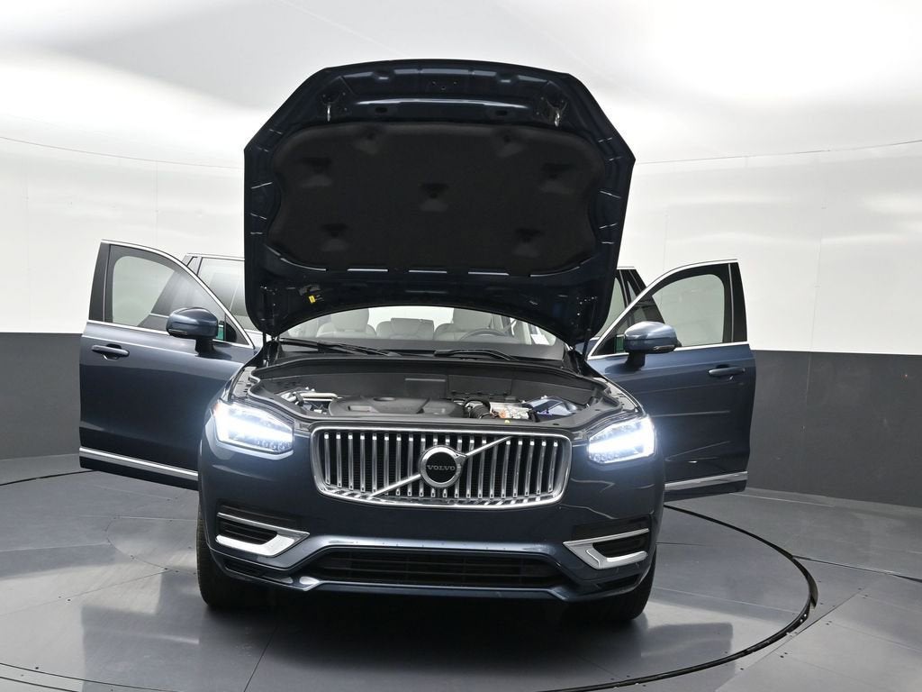2025 Volvo XC90 Plug-In Hybrid Core