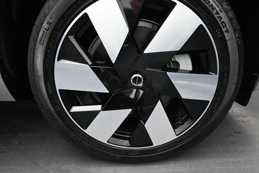 2025 Volvo XC60 Plug-In Hybrid Plus, T8 AWD Electric/Gasoline, Dark