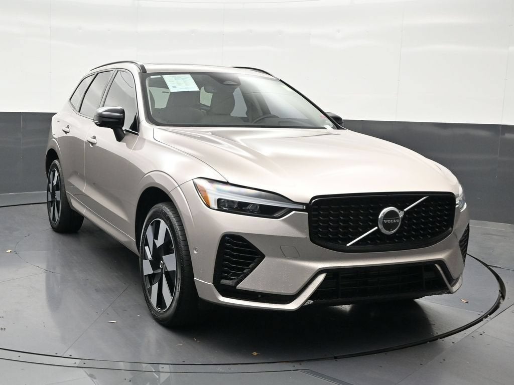 2025 Volvo XC60 Plug-In Hybrid Plus, T8 AWD Electric/Gasoline, Dark