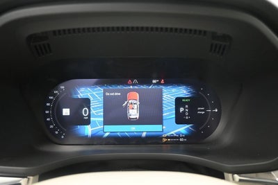 2025 Volvo XC60 Plug-In Hybrid Plus