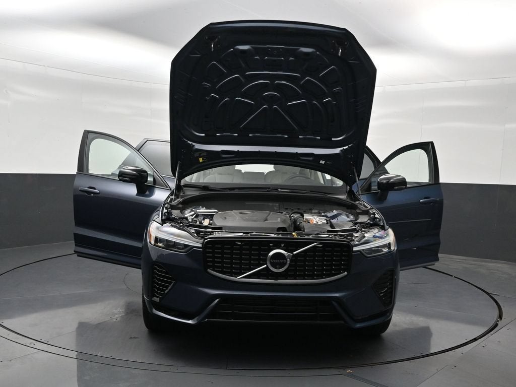 2025 Volvo XC60 Plug-In Hybrid Plus