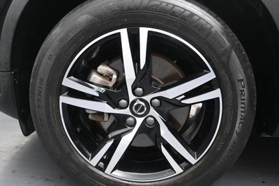 2023 Volvo XC40 Core