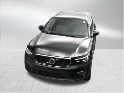 2023 Volvo XC40 Core