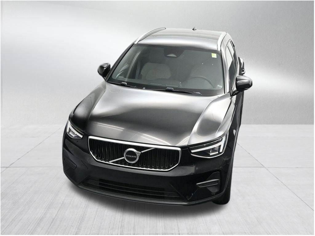 2023 Volvo XC40 Core