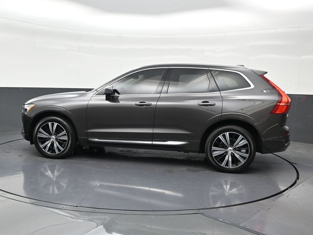 2023 Volvo XC60 Plus Bright Theme