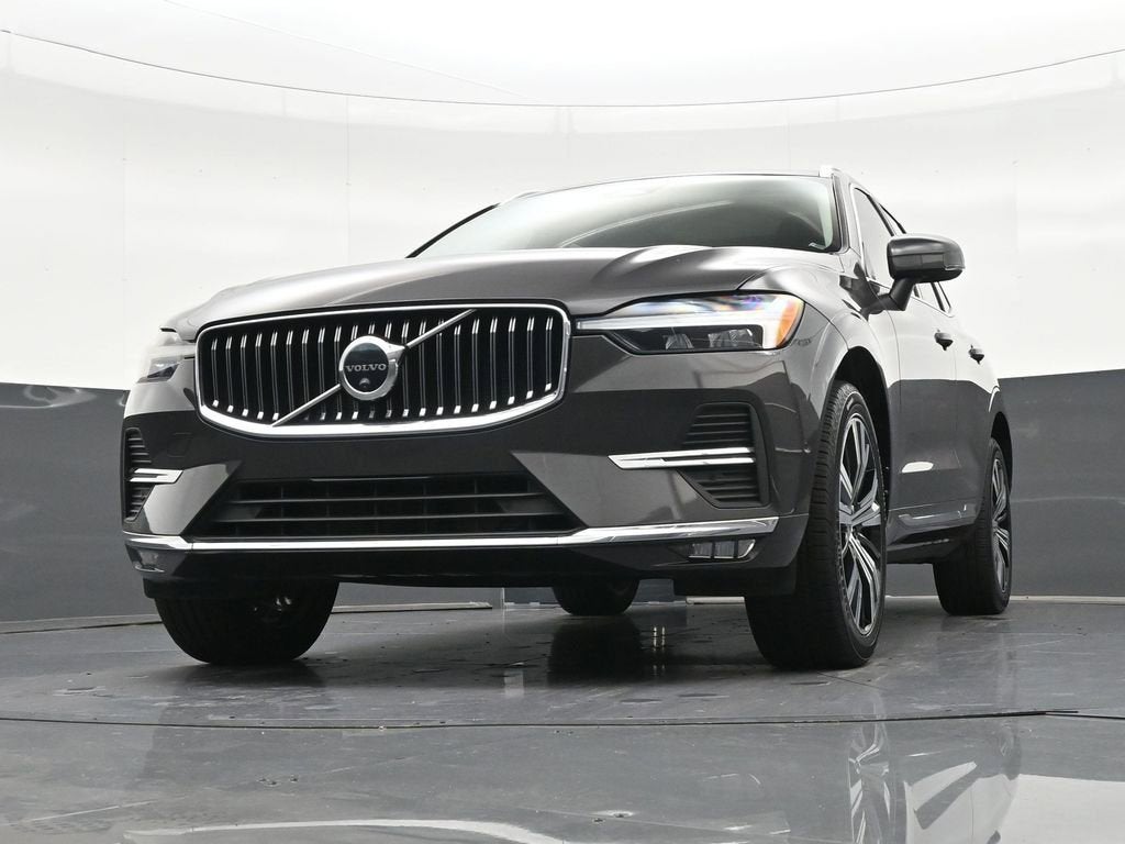 2023 Volvo XC60 Plus Bright Theme