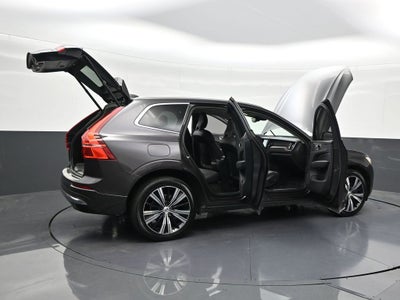 2023 Volvo XC60 Plus Bright Theme
