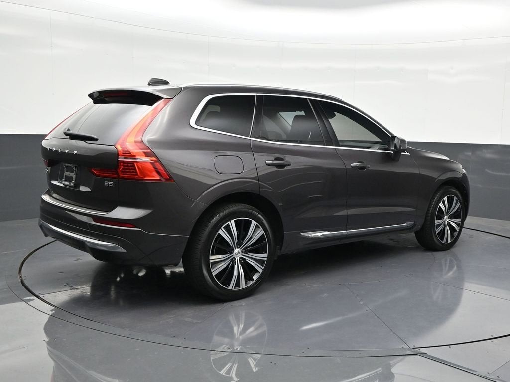 2023 Volvo XC60 Plus Bright Theme