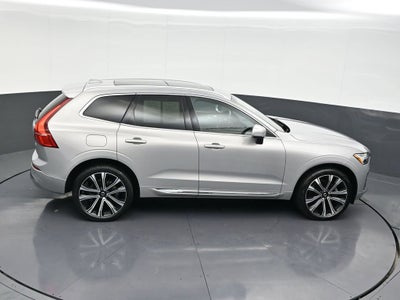 2023 Volvo XC60 Ultimate Bright Theme