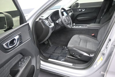 2023 Volvo XC60 Core