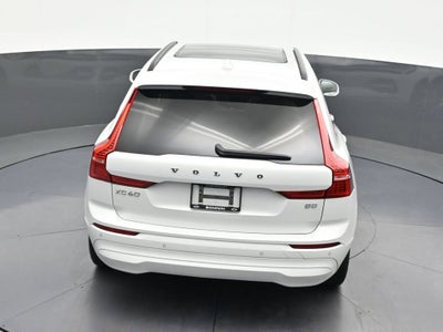 2022 Volvo XC60 Momentum