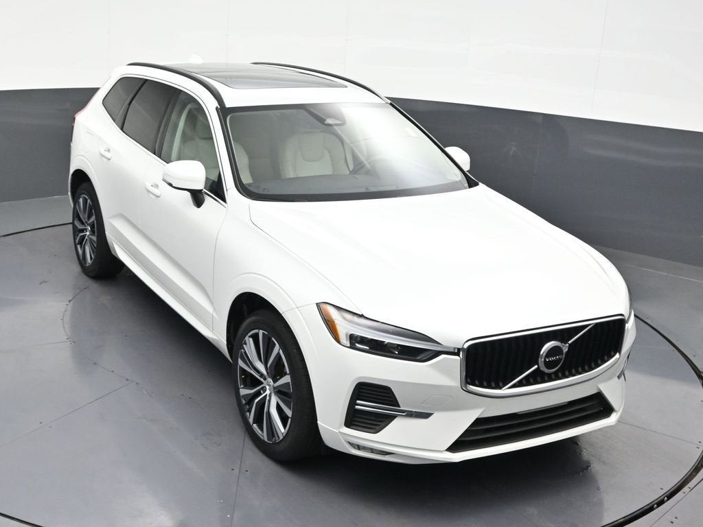 2022 Volvo XC60 Momentum