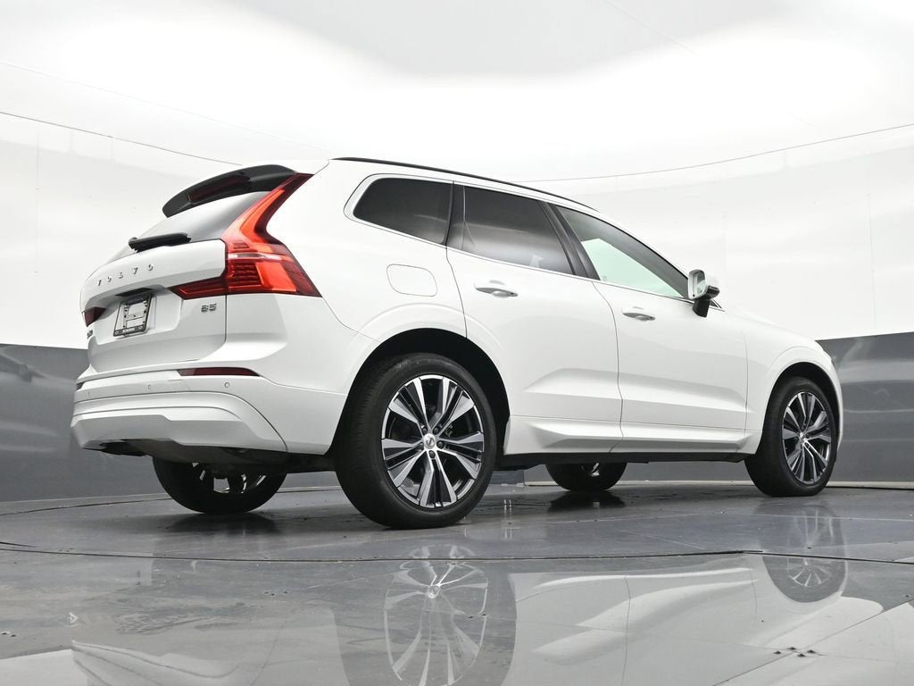2022 Volvo XC60 Momentum