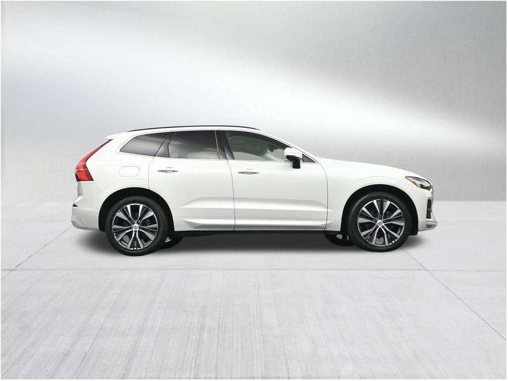 2022 Volvo XC60 Momentum