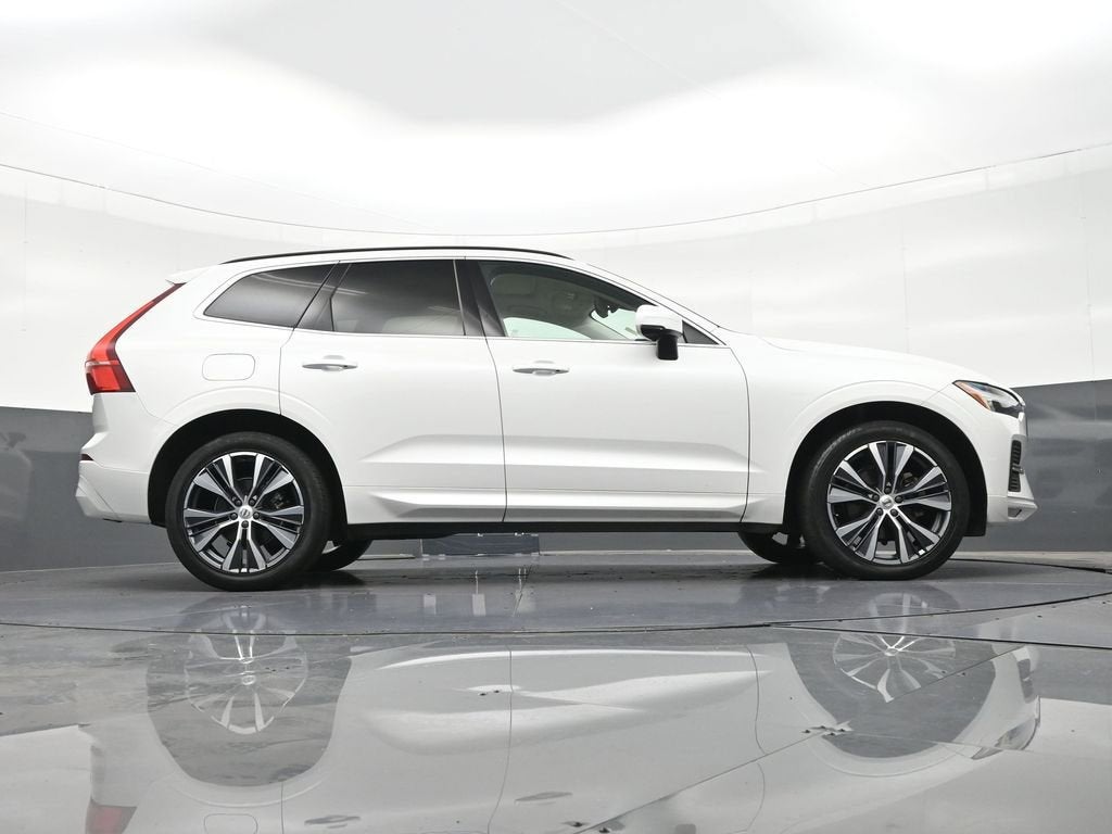 2022 Volvo XC60 Momentum
