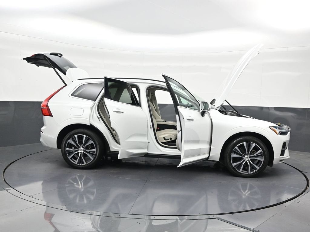 2022 Volvo XC60 Momentum