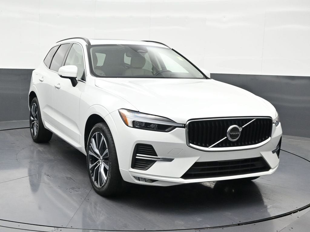 2022 Volvo XC60 Momentum
