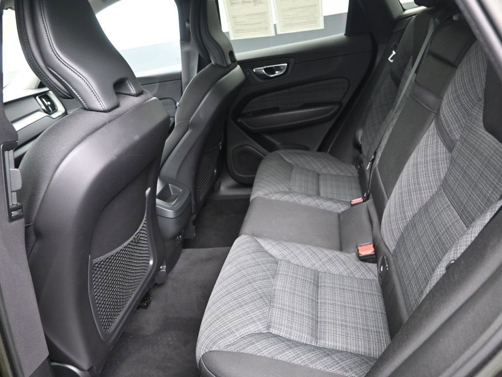 2023 Volvo XC60 Core
