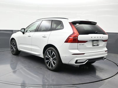 2023 Volvo XC60 B5 Plus Dark Theme