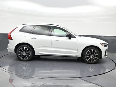2023 Volvo XC60 B5 Plus Dark Theme