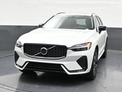 2023 Volvo XC60 B5 Plus Dark Theme