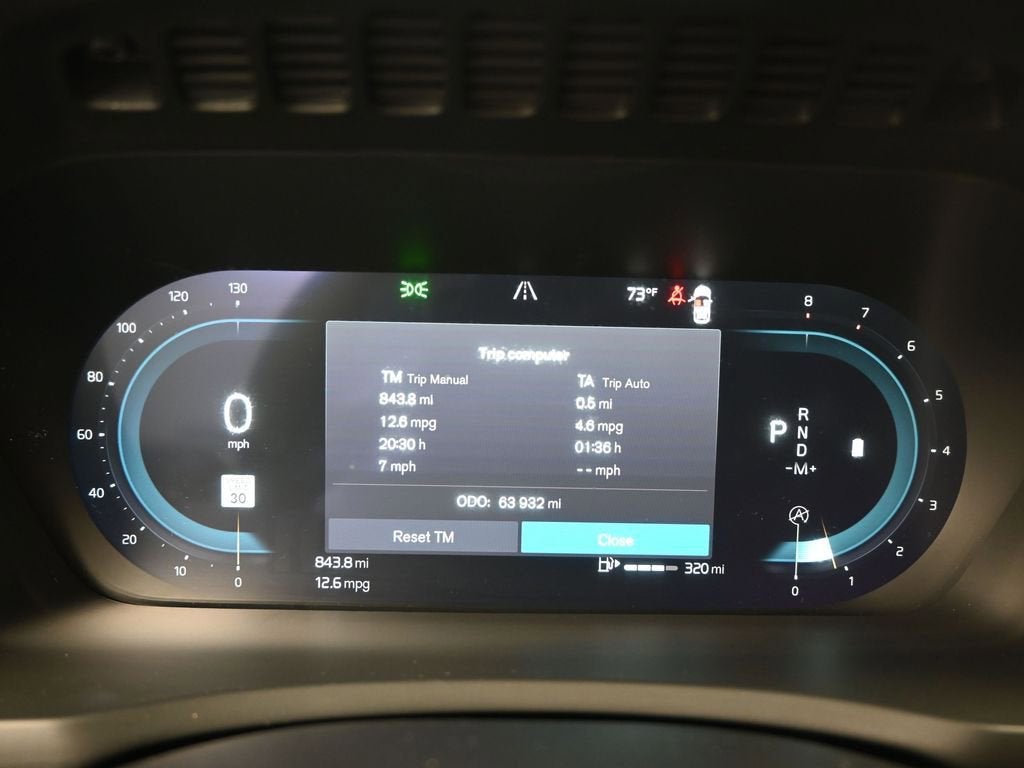 2024 Volvo XC90 Plus Bright Theme