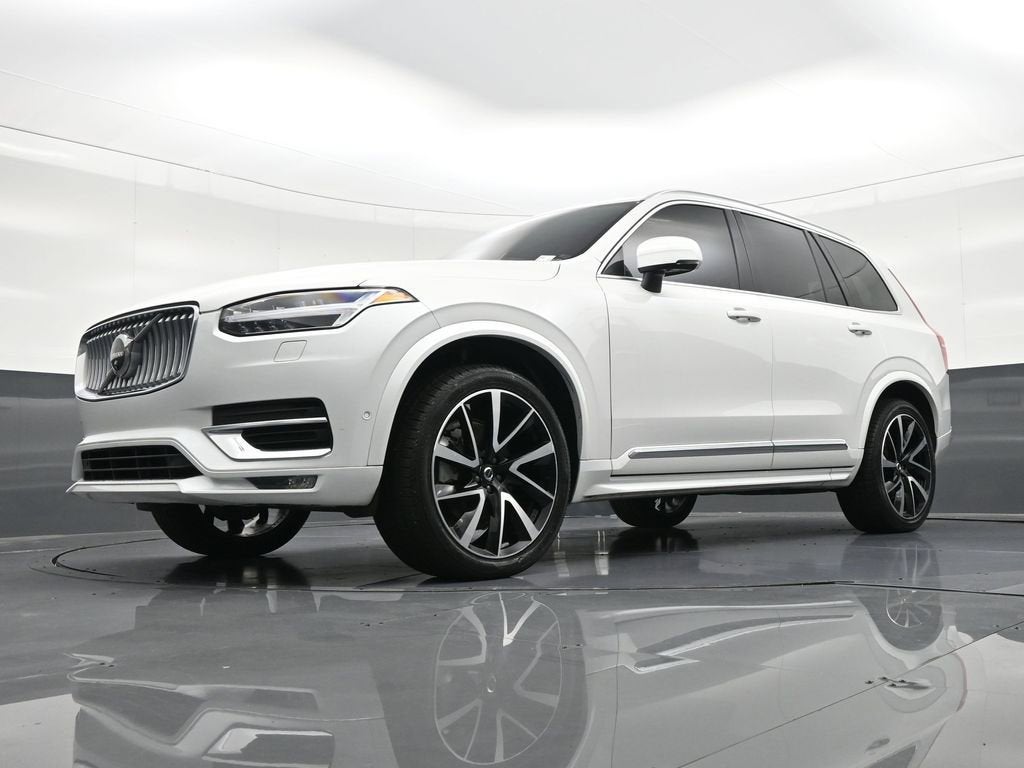 2024 Volvo XC90 Plus Bright Theme