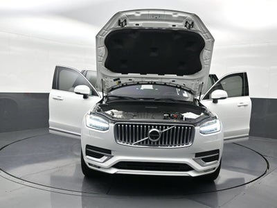 2024 Volvo XC90 Plus Bright Theme