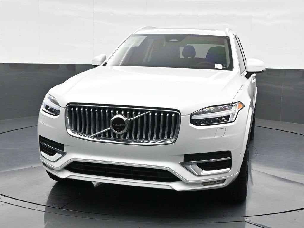 2024 Volvo XC90 Plus Bright Theme
