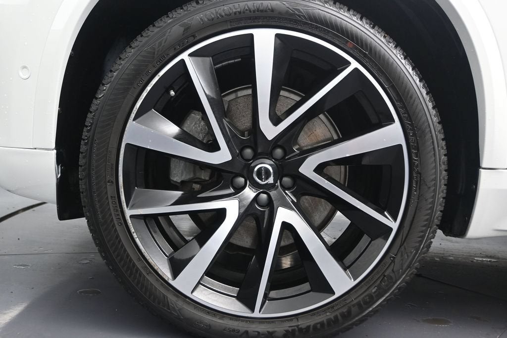 2023 Volvo XC90 Plus