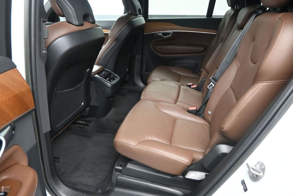 2023 Volvo XC90 Plus